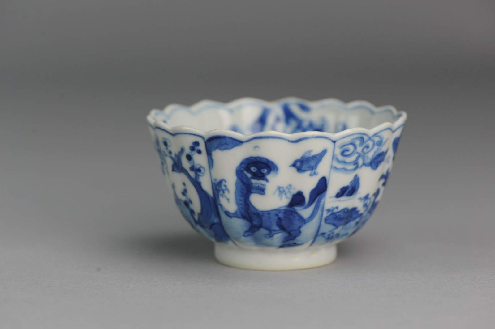 18C Kangxi Qing Chinese Porcelain Bowl Marked Qilin Deer Duck Rare 