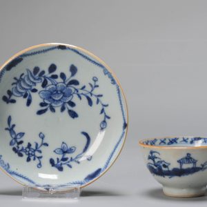 A Chinese export porcelain Blue and White TEABOWL AND SAUCER
