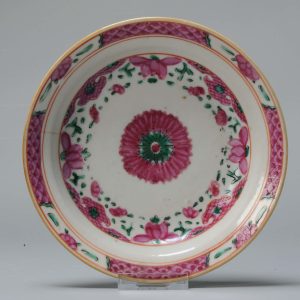 Antique 18/19C Qing period Chinese Porcelain SE Asia Famille Rose Plate