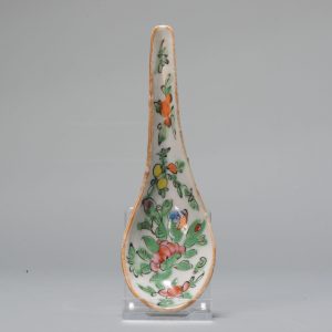 Antique Chinese 19th century Porcelain Mandarin Rose Spoon Canton China
