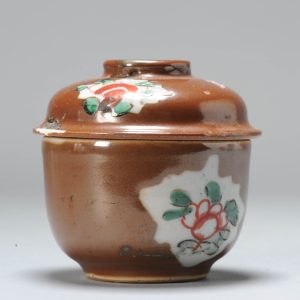 A Kangxi/Yongzheng period Chinese Porcelain Batavian jar miniature China Antique