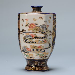 Antique Meiji period Japanese Satsuma Vase Floral decoration marked Meigyoku