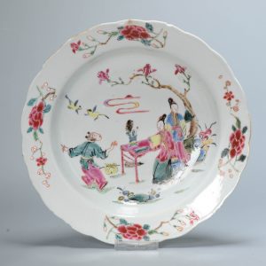 Antique Chinese 18C Famille Rose Figural Lady Plate Yongzheng/early Qianlong China