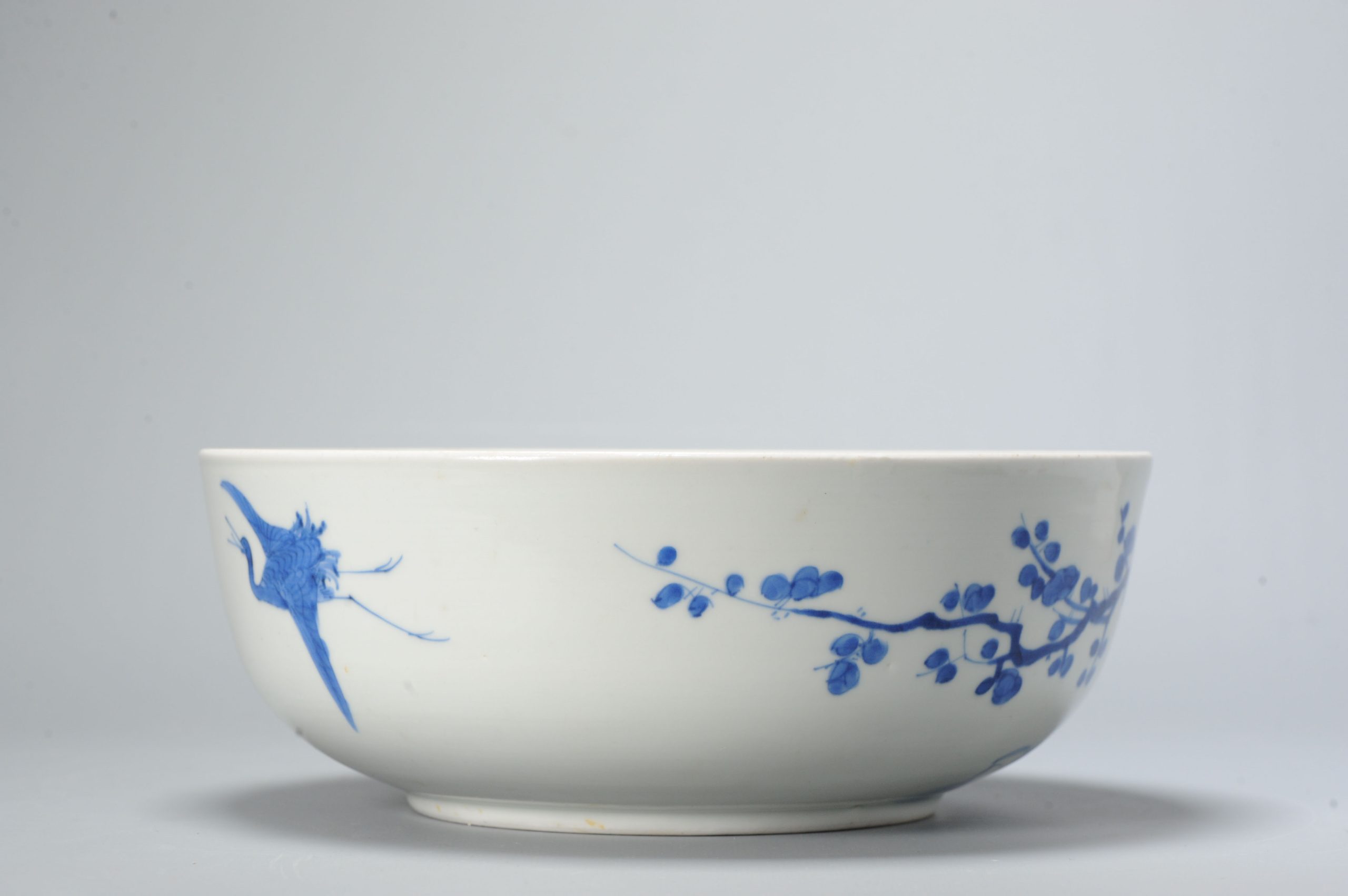 Edo period 18/19C Japanese Porcelain bowl Arita Prunus and Crane