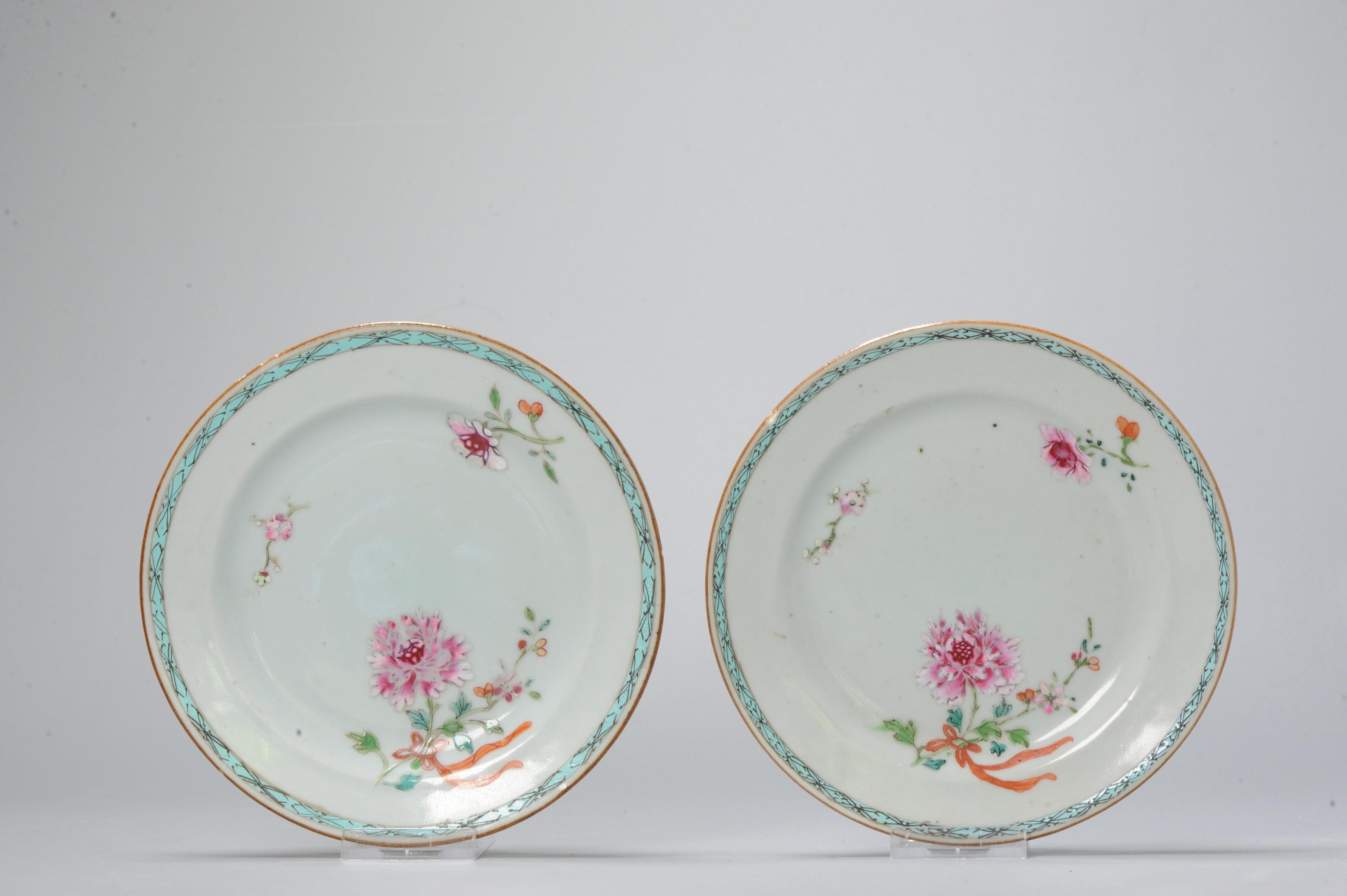 Pair Antique 18th C Chinese Porcelain Desert Plate  Dish Famille Rose Qing period
