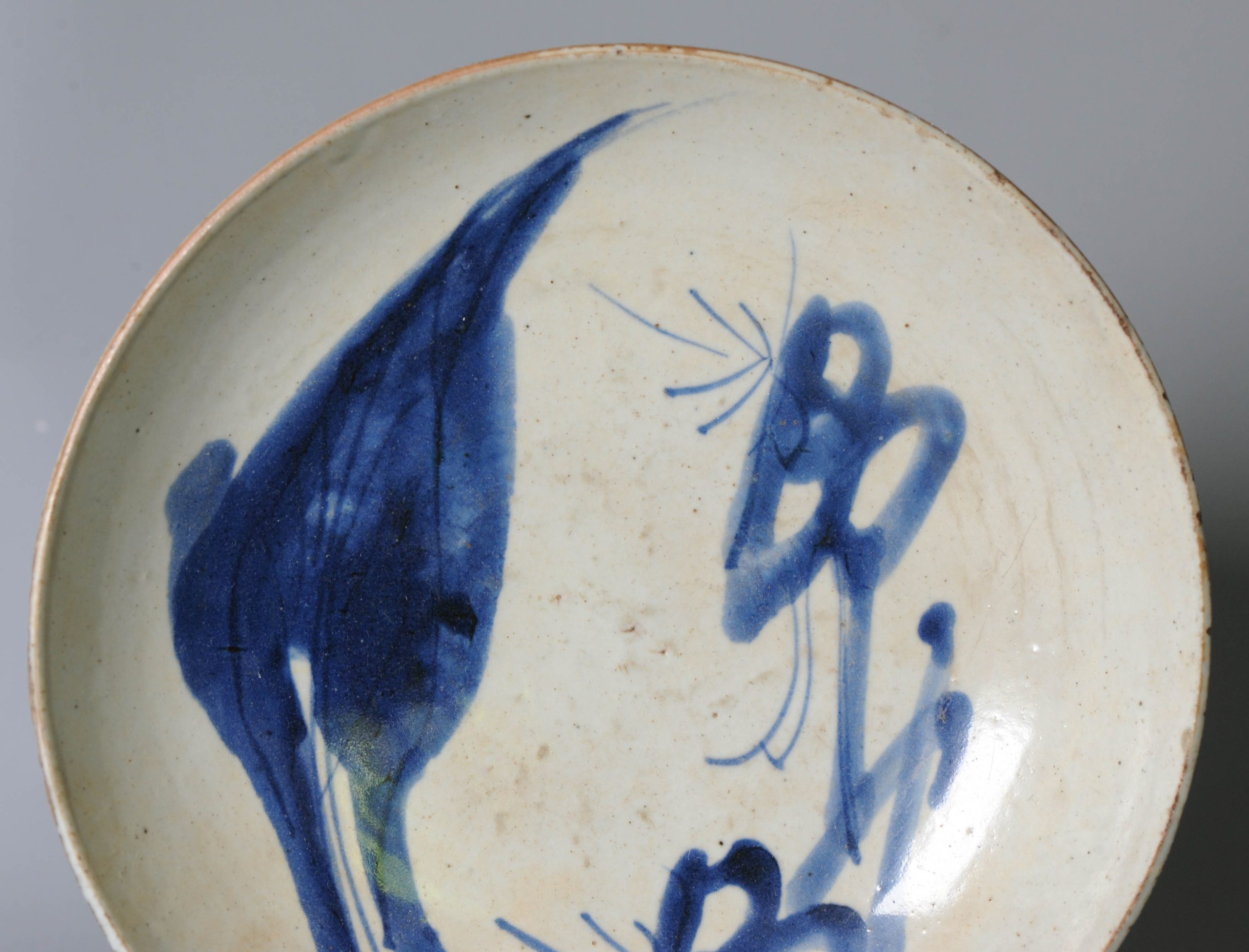 Unusual Antique Chinese 17c Ming Dynasty Dish China Porcelain Blue White LEAF