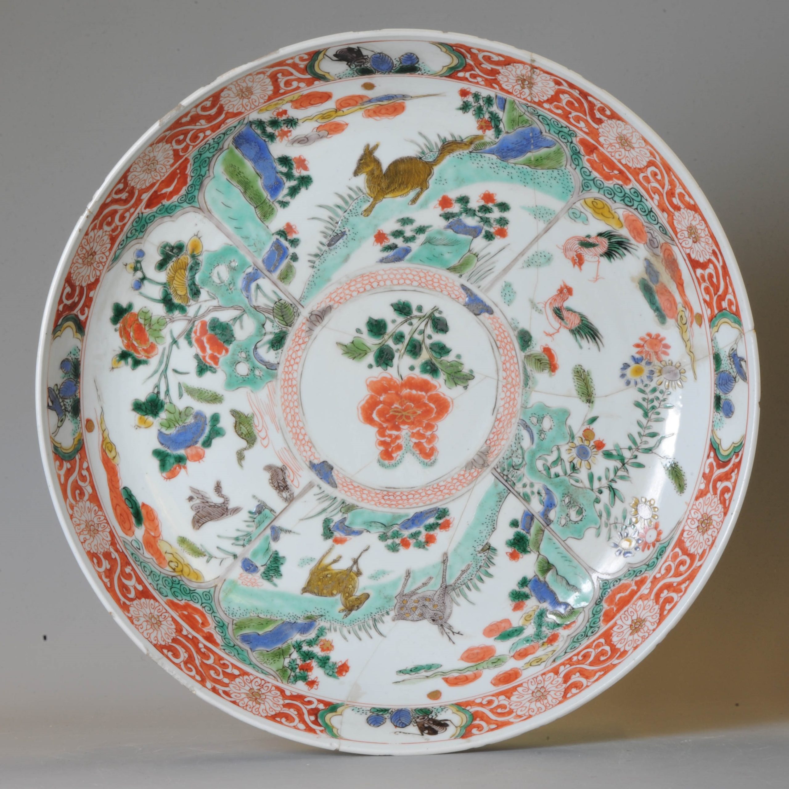 A Rare Top Quality 18th c Kangxi period Chinese Porcelain Famille Verte Plate China