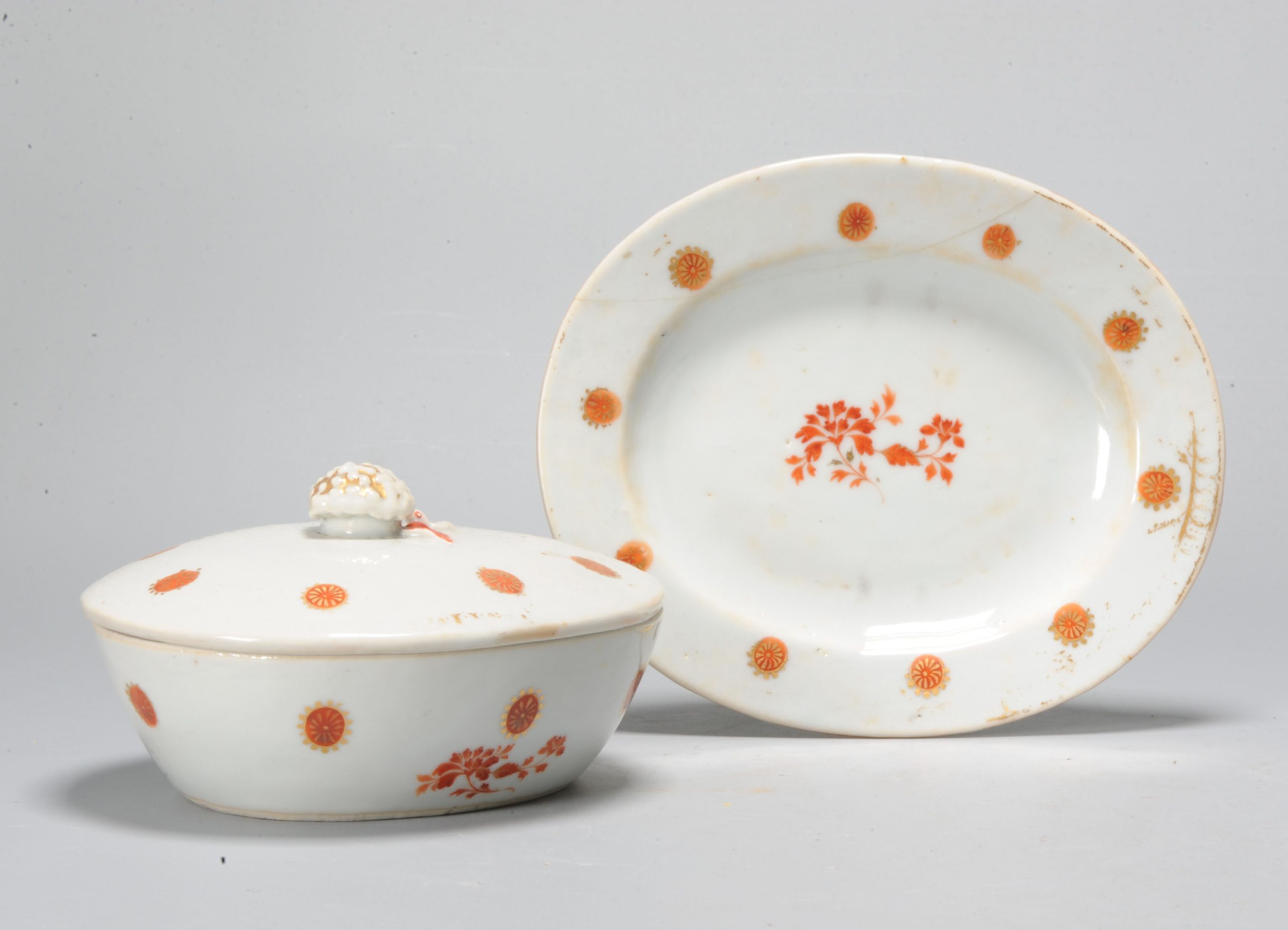 Antique 18C Chinese Porcelain Lampion Rouge de Fer Butter Tureen Qianlong